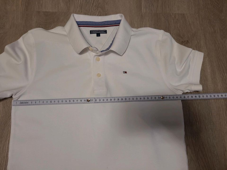 Jungen Poloshirt  Tommy Hilfiger Gr.164 Top Zustand! in Wolfhagen 