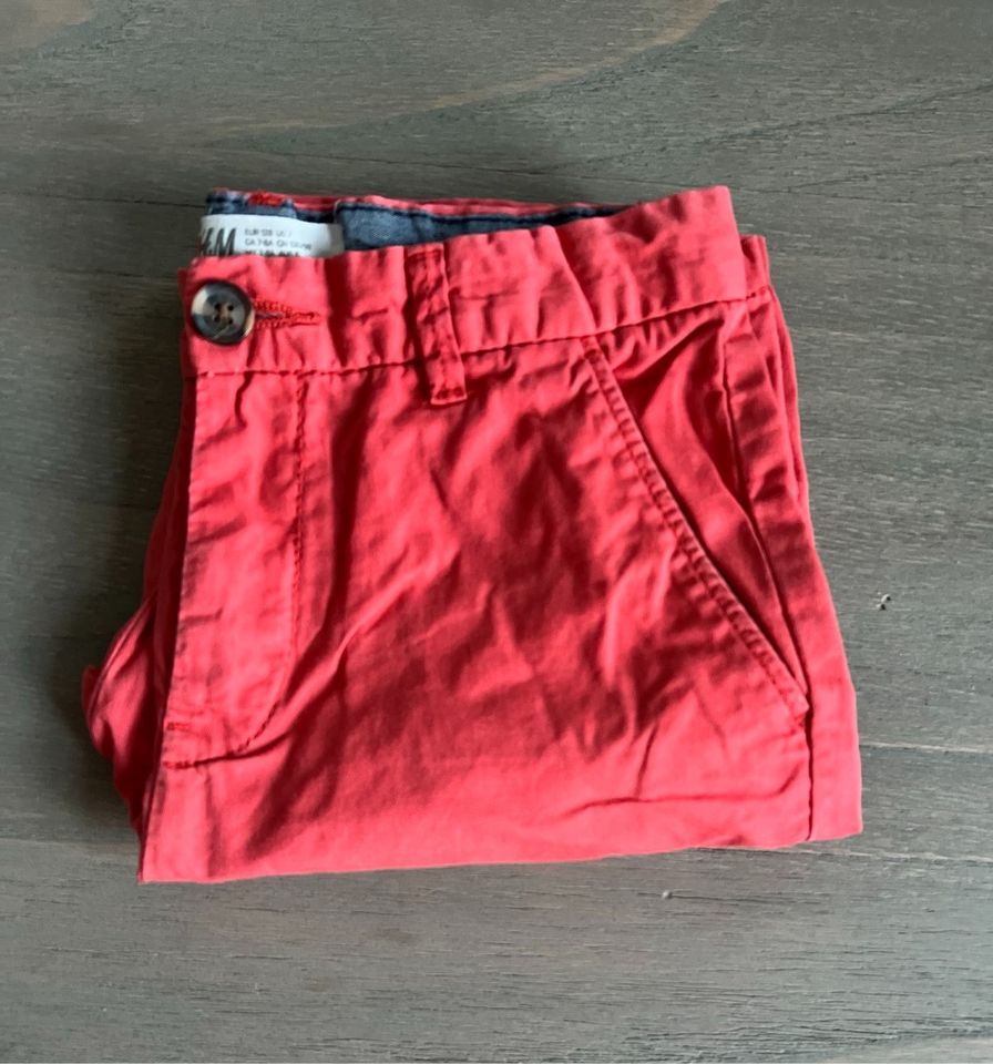 Shorts Bermuda H&M rot in Größe 128 in Seevetal