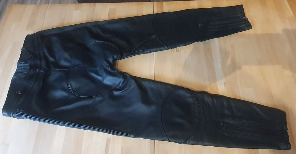 Motorrad Lederhose Gr.50 schwarz Modeka in Wiesbaden