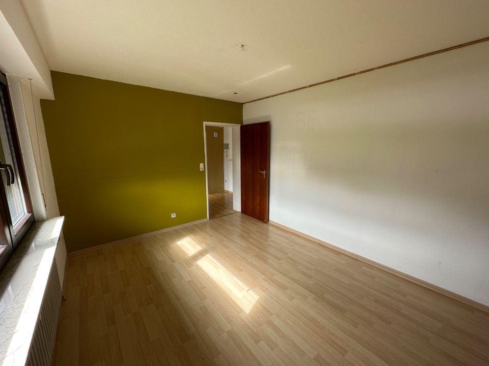2 Zimmer Wohnung mit Balkon in Hanau Klein-Auheim in Hanau
