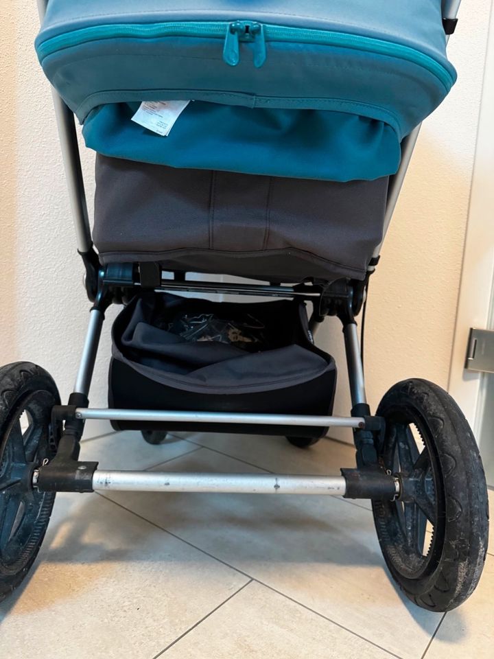 Bugaboo Cameleon Buggy mit Liegewanne, Sonnenschirm und Regencape in Lappersdorf