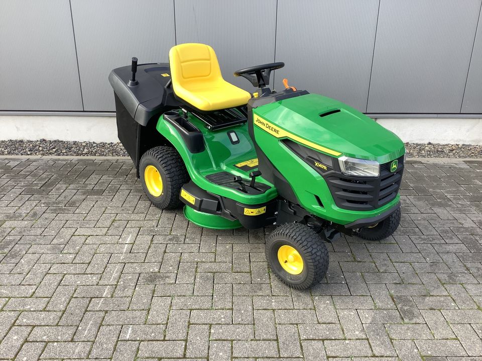 John Deere X147R Rasentraktor in Greven