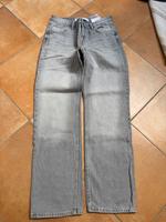 Jeanshose Größe 38 von Bershka Hessen - Villmar Vorschau