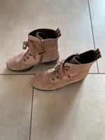 Wildleder Stiefeletten in Gr. 4 von  Gabor Nordrhein-Westfalen - Petershagen Vorschau