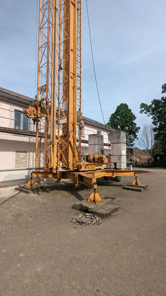 Baukrane Liebherr 20 K in Treuchtlingen