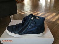 schöne Sneaker Halbschuhe in 35 von Geox blau mit Glitzer super Baden-Württemberg - Bingen Vorschau