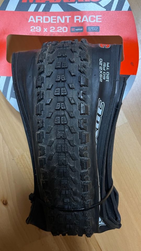 Maxxis Ardent Race 29 x 2.2 3C MaxxSpeed Tubeless Ready Reifen in Hersbruck