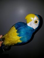 Papageien Figuren echte Federn  blau 48cm Nordrhein-Westfalen - Gelsenkirchen Vorschau