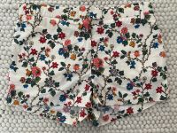 NEU COS shorts Blümchen Print COS kurze Hose Blumen Print 38 Frankfurt am Main - Sachsenhausen Vorschau