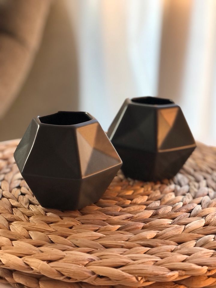 2 kleine Vasen geometrisch Scandi Style Keramik in Ransbach-Baumbach