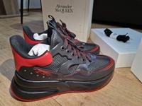 Alexander McQueen Nordrhein-Westfalen - Kreuztal Vorschau