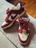 Nike Dunks Sonderedition Essen-West - Holsterhausen Vorschau