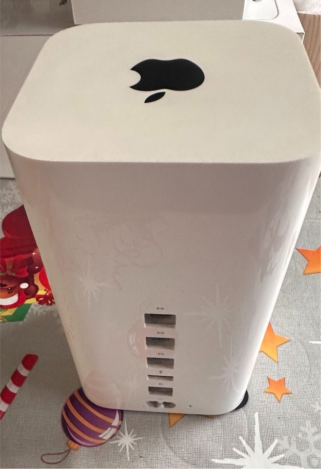 AirPort Time Capsule 2TB in Hochheim am Main