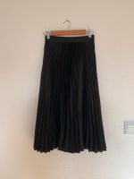 Plisseerock Pleated Skirt H&M Größe D 36 Size S schwarz black Eimsbüttel - Hamburg Eimsbüttel (Stadtteil) Vorschau
