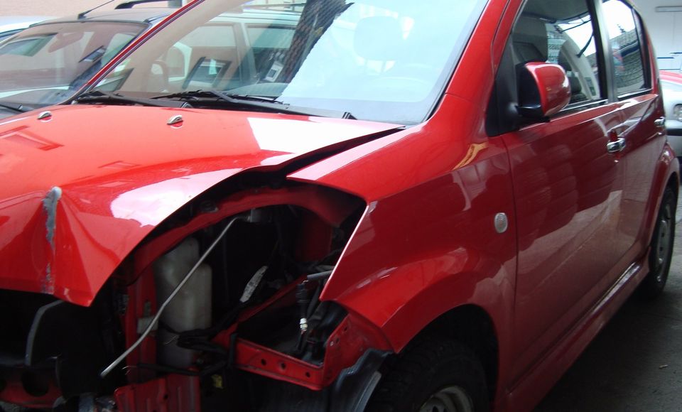 Daihatsu Sirion 1.5 S Unfall in Ludwigshafen