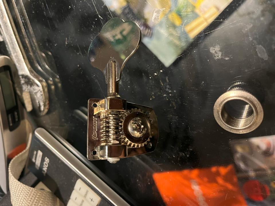 Hipshot HB7  F Style Bass Mechaniken Tuner 3 Stück Auch einzeln in Mülheim (Ruhr)