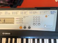 Yamaha Keyboard YPT 200 ⭐140 Klänge ⭐100 Rhythmen ⭐ 100 Songs TOP Bayern - Rott Vorschau