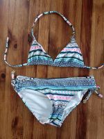 Sehr gut erhaltener Bikini h&m Gr. 146 152 blau rosa weiss Streif Hessen - Flieden Vorschau