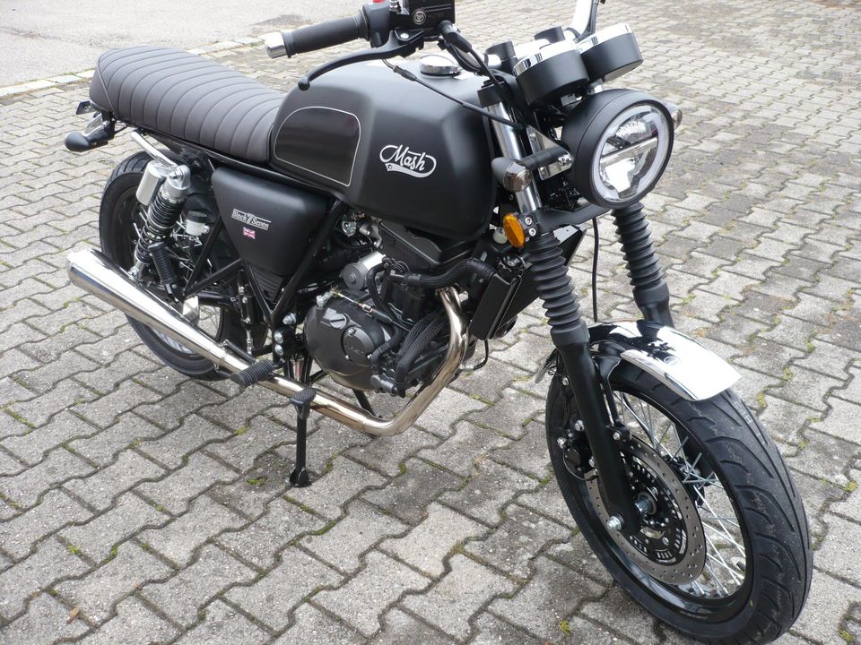 Mash 125 Black Seven  LC ABS in Friedberg