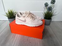 Nike flex essential tr Gr. 39 neu Dresden - Leubnitz-Neuostra Vorschau