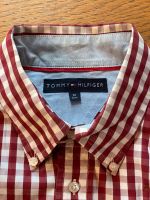 Hemd Tommy Hilfiger kariert rot/weiß, Gr. 40/M Baden-Württemberg - Bad Saulgau Vorschau