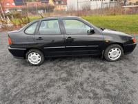 VW Polo 6N Stufenheck 1,6 Basic Classic TÜV 12/26 Bayern - Donnersdorf Vorschau