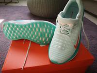 "Nike Invincible 3" Laufschuhe NEU, Gr. 39/40 Sachsen - Aue Vorschau