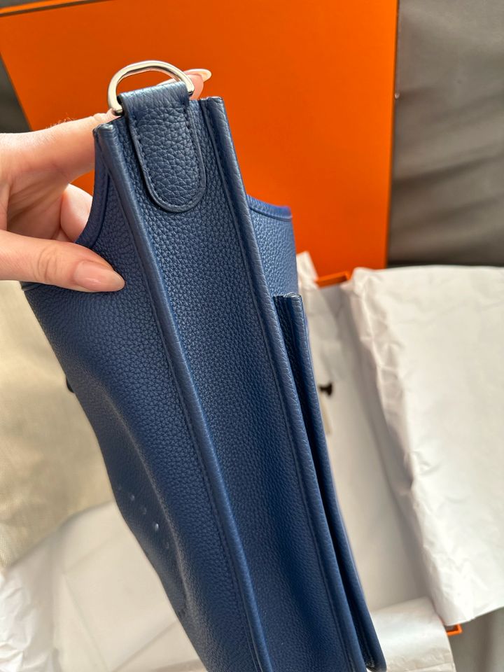 Hermes Evelyne 29 Tasche blau OVP RG wNeu hermès Kelly bag in Erkrath