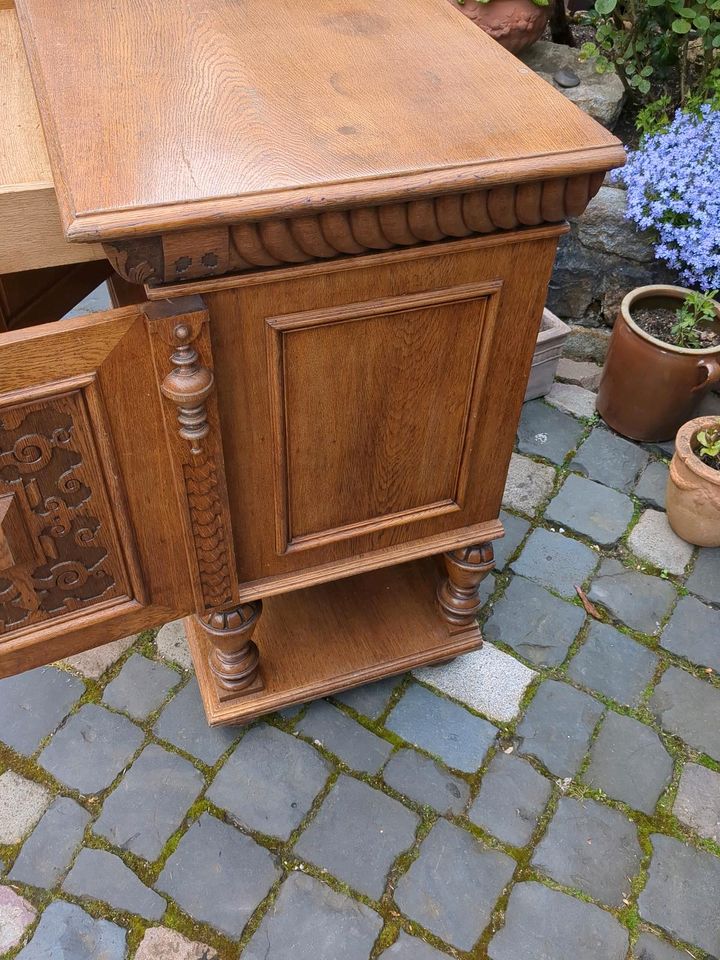 Buffet Gründerzeit Kommode Highboard in Eppstein