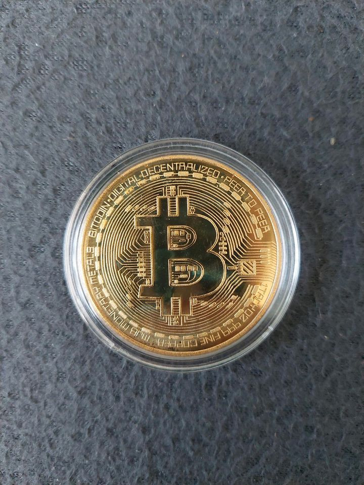 Goldmünze Bitcoin (vergoldet) in Bitterfeld