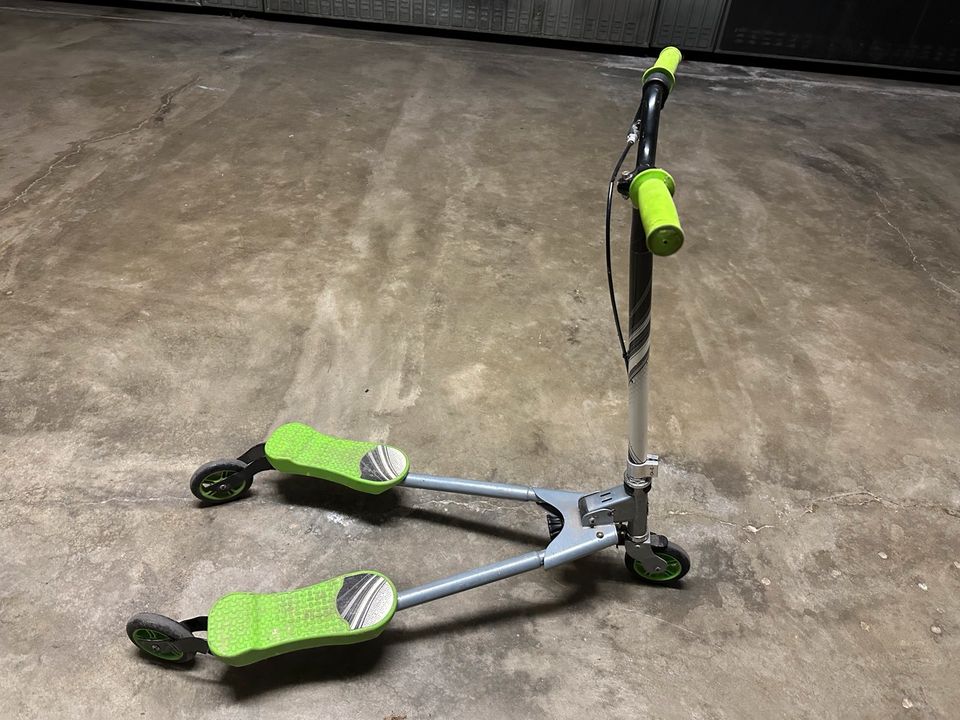 Scooter verstellbar mit 3 räder in Nürnberg (Mittelfr)