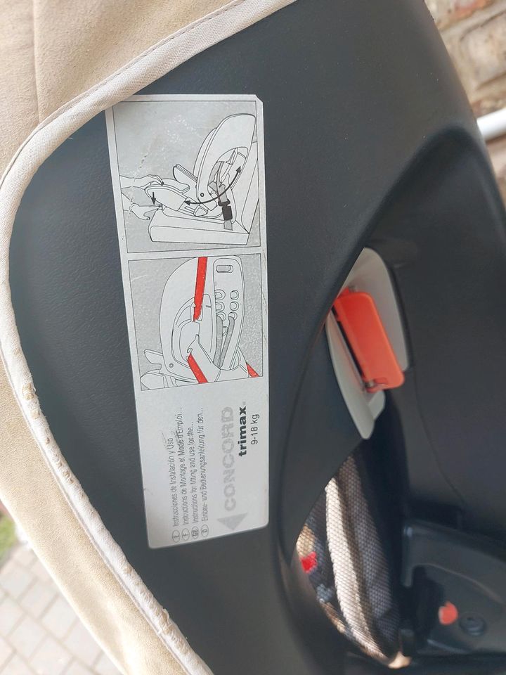 Kindersitz Autositz Concord Trimax in Petersberg (Saalekreis)
