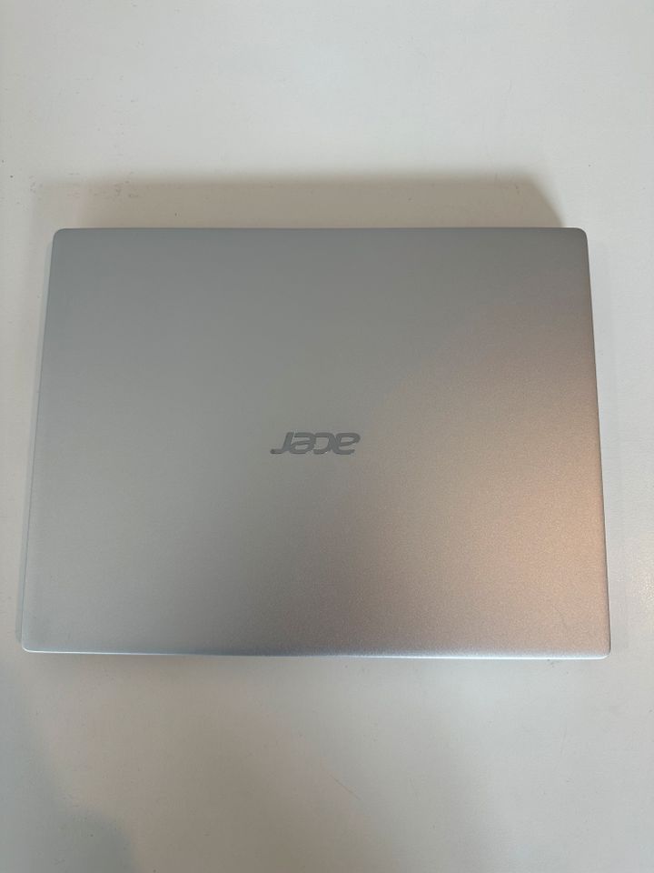 Acer Swift 3 SF313-52-5882 i5-1035G4 15,5" QHD, 512 SSD, 8GB RAM in Erfurt