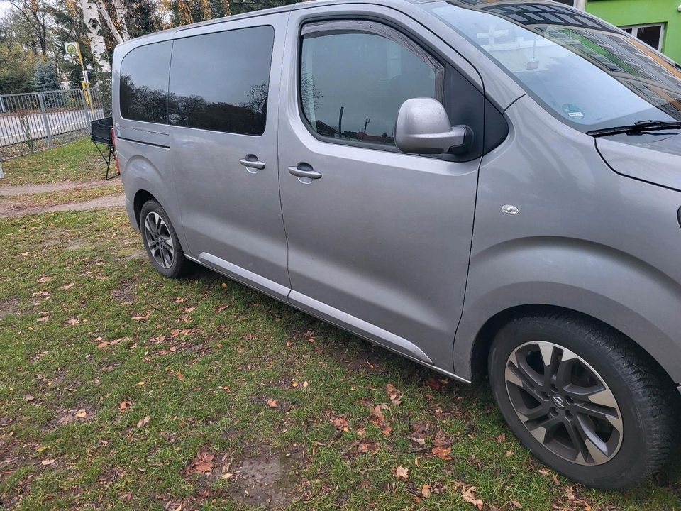 Opel Zafira Life M Selection 1.5 Bj 2019 6sitzer schienen vanable in Rathenow