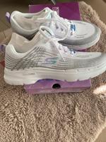 SKECHERS Damen-Sneaker Go Walk 6 , Gr. 37 NEU Hessen - Erlensee Vorschau