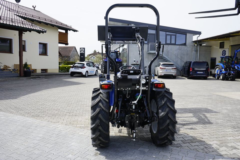 New Holland BOOMER 50 mit Frontlader + Schaufel - Aktionsangebot in Rötz