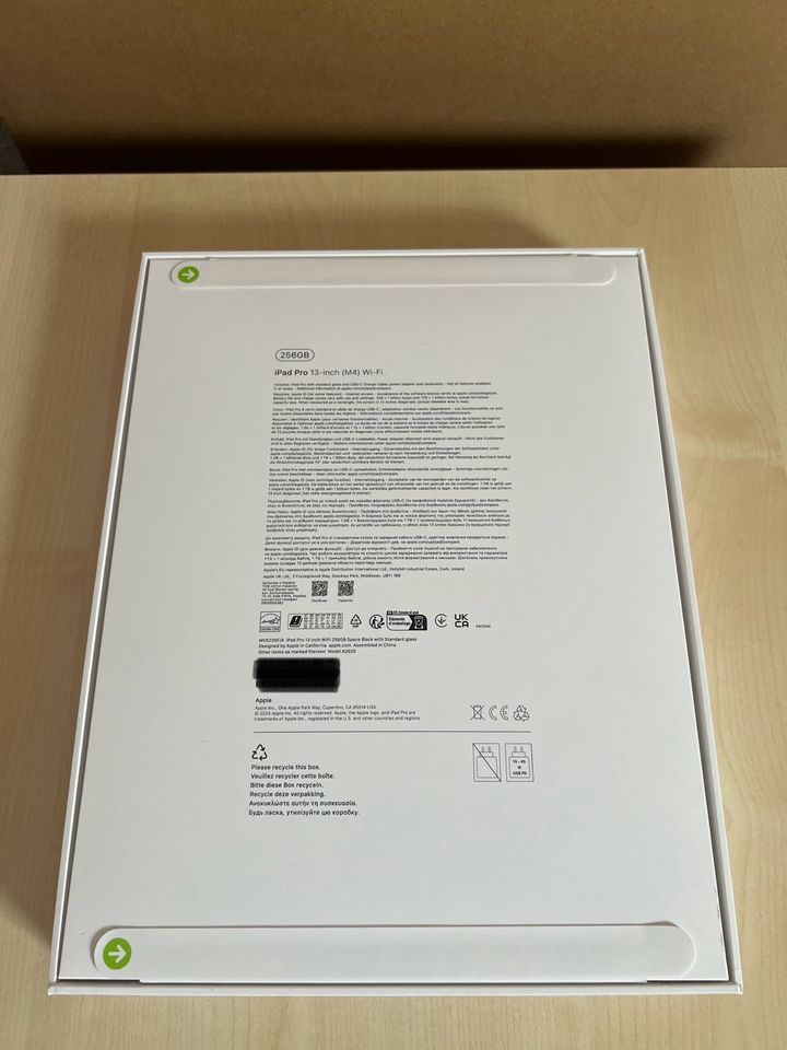 iPad Pro 13-inch (M4) Wi‑Fi  256 GB - Space Schwarz in Leimen