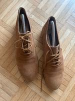 Wildleder Schnürschuhe Gr 40 Frankfurt am Main - Nordend Vorschau