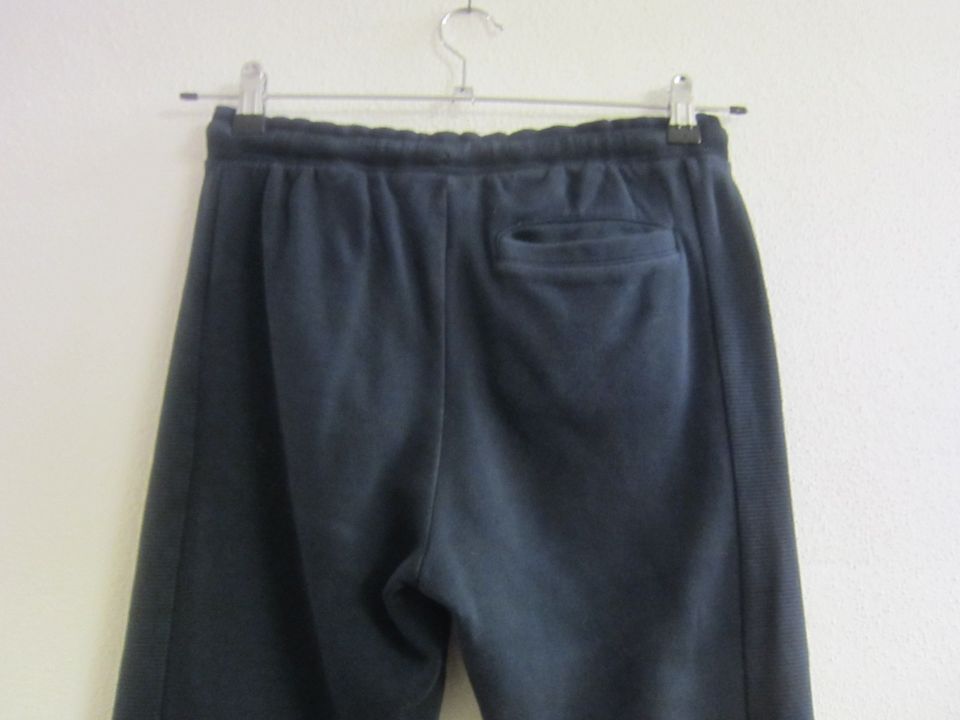 Kinder Hose Jogginghose C&A Gr. 158 dunkelblau in Kolbermoor