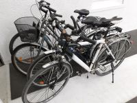 Verschiedene Fahrräder Süd - Niederrad Vorschau