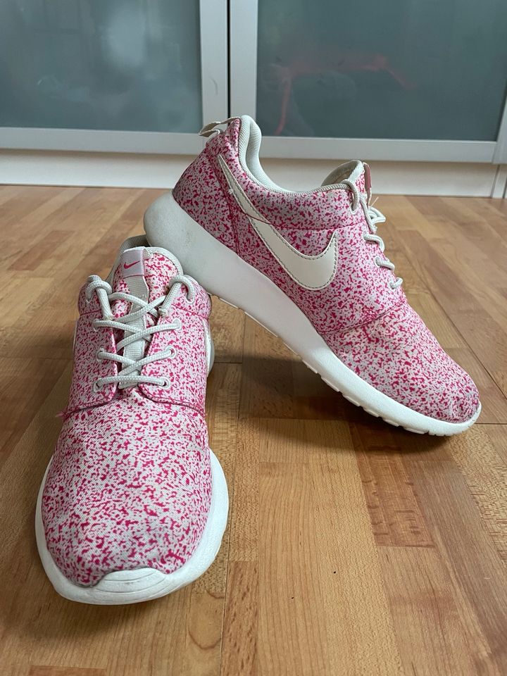 Nike „Roshe Run“ pink meliert Gr. 39 *WIE NEU* in Innenstadt - Köln  Altstadt | eBay Kleinanzeigen ist jetzt Kleinanzeigen