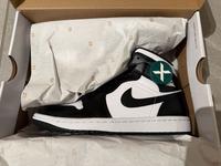 Damen Turnschuhe - Nike Air Jordan Black Panda Mid 1 (neu OVP) Sachsen - Muldenhammer Vorschau