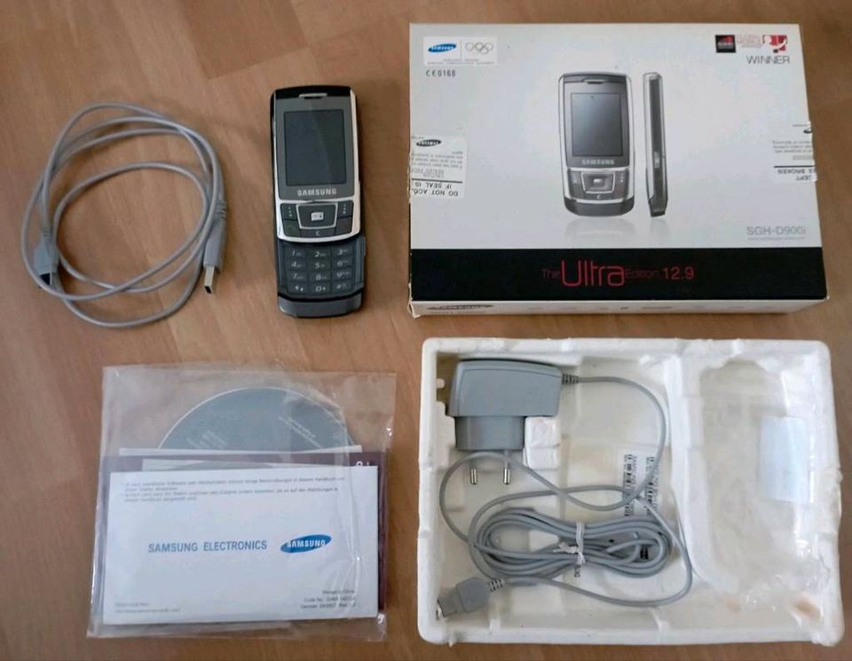 SAMSUNG Sgh D900i Ladegerät OVP CD in Hanau