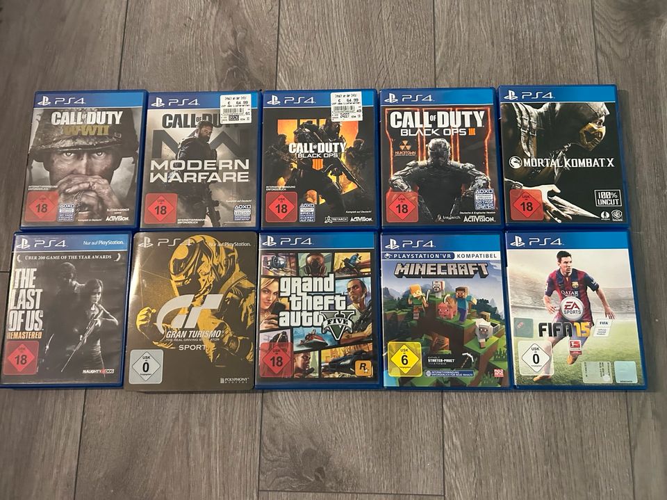 PS4 + Controller + 10 Spiele in Gütersloh