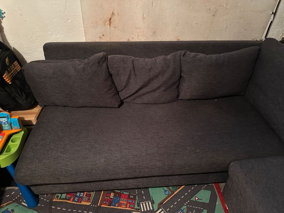 Sofa grau/schwarz in Frankfurt am Main