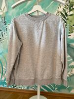 Neuwertiger H&M Pullover M Schwangerschaft Oversize Hessen - Bad Vilbel Vorschau