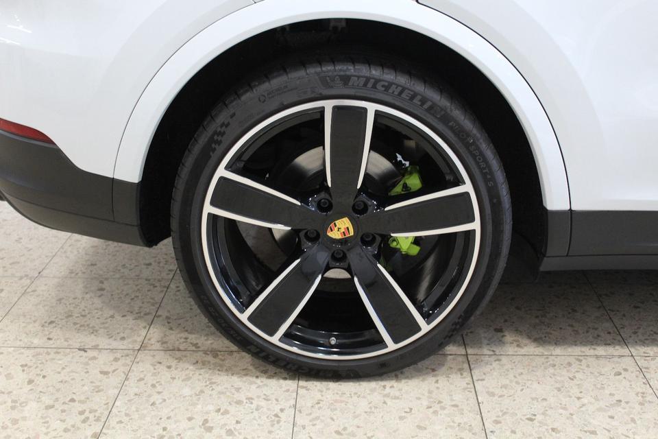 Porsche Cayenne V6"Coupe"Panorama"360°"HeadUp"SoftClose" in Hamburg