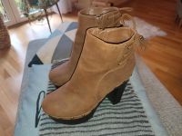 Braune High Heel Stiefeletten Gr.39 guter Zustand Brandenburg - Glienicke/Nordbahn Vorschau