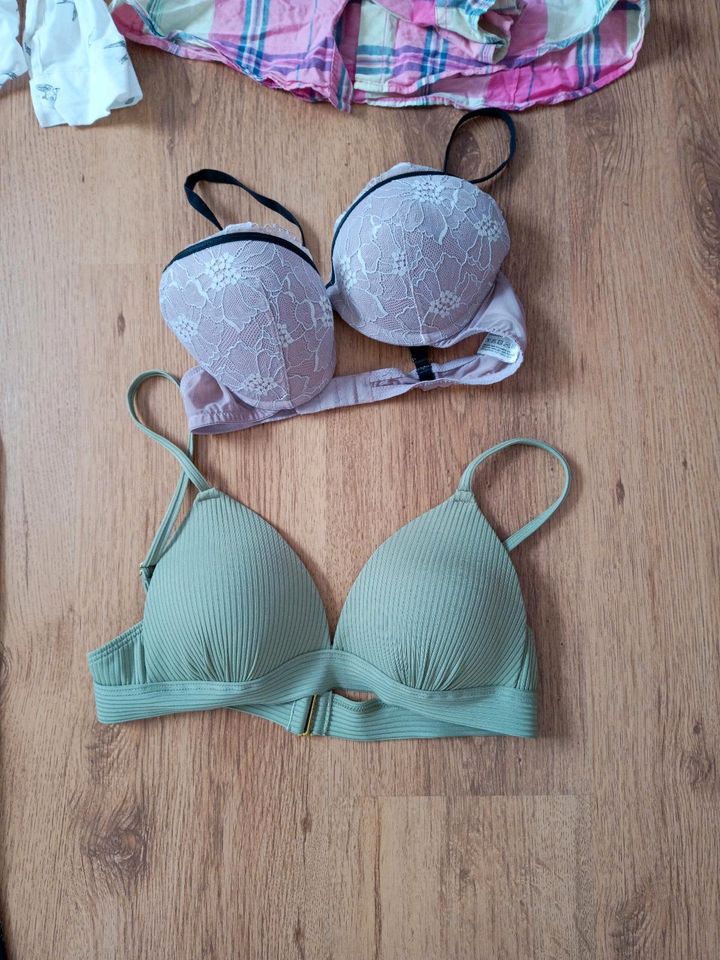 Damen Frühling-Bekleidungspaket Gr 34/XS-Hollister,H&M, Hilfiger in Wildau