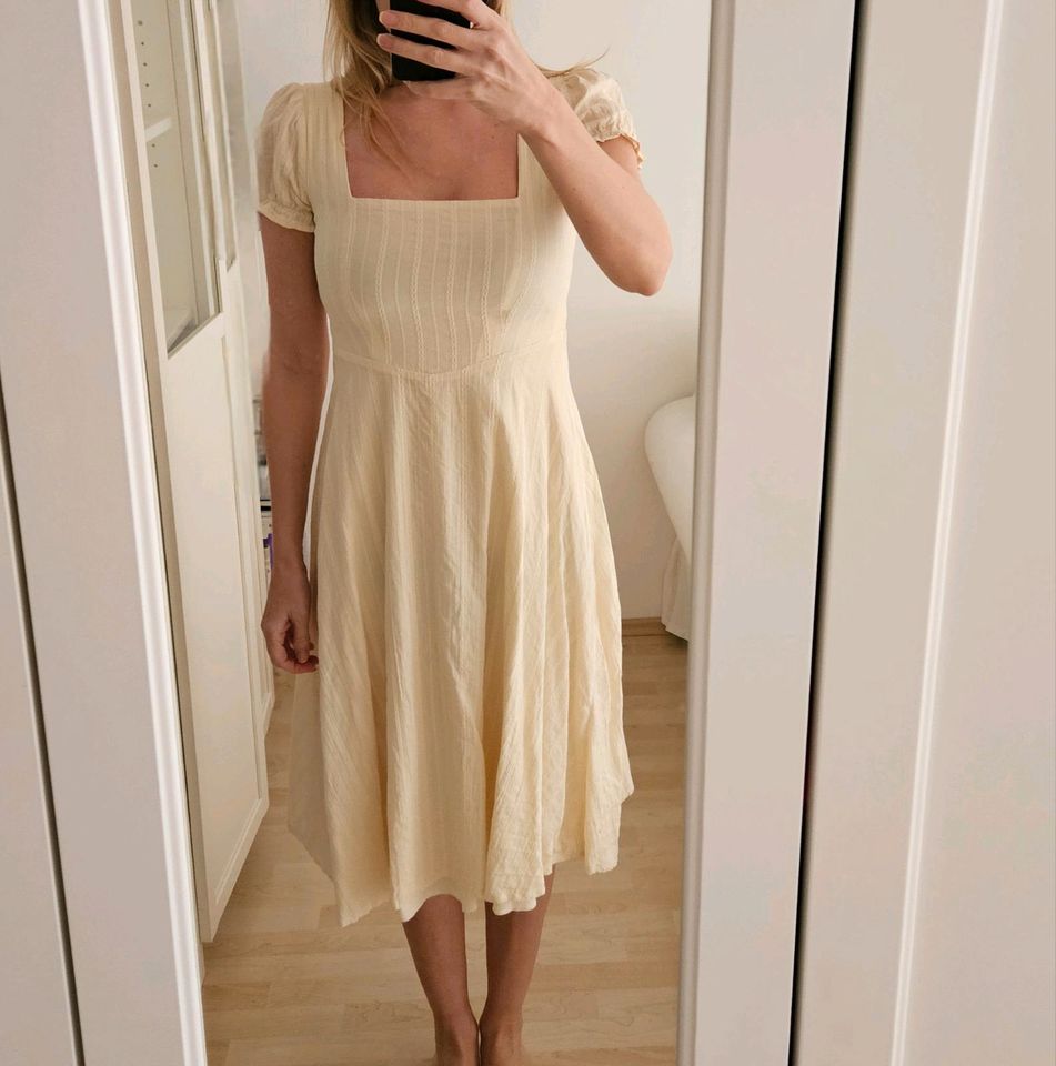 Süßes Sommerkleid Zironengelb in München